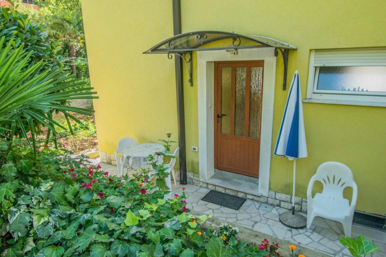 Apartments Anita Near Opatija With Private Parking Матули Екстериор снимка