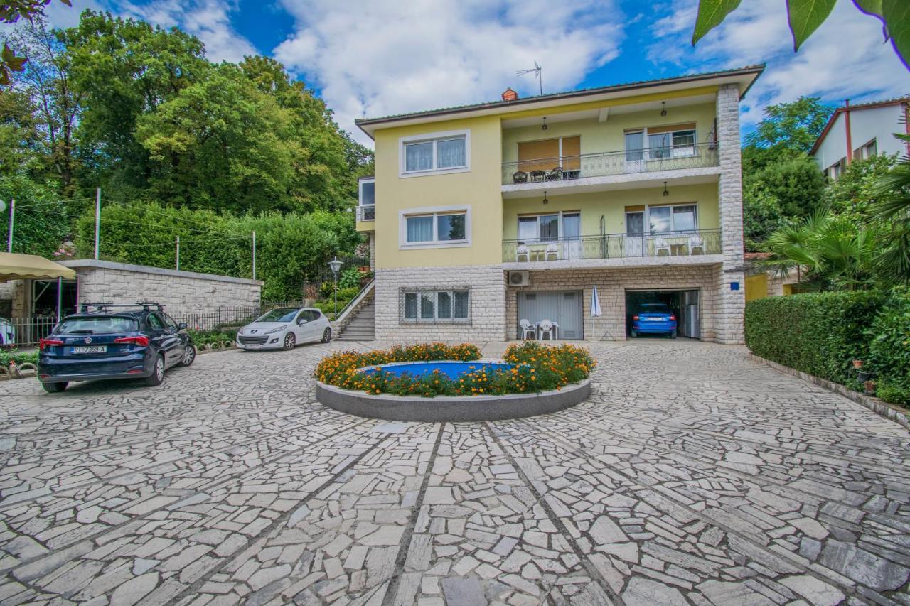 Apartments Anita Near Opatija With Private Parking Матули Екстериор снимка