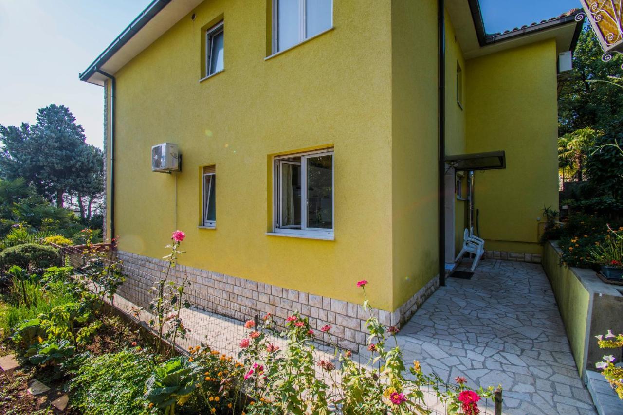 Apartments Anita Near Opatija With Private Parking Матули Екстериор снимка
