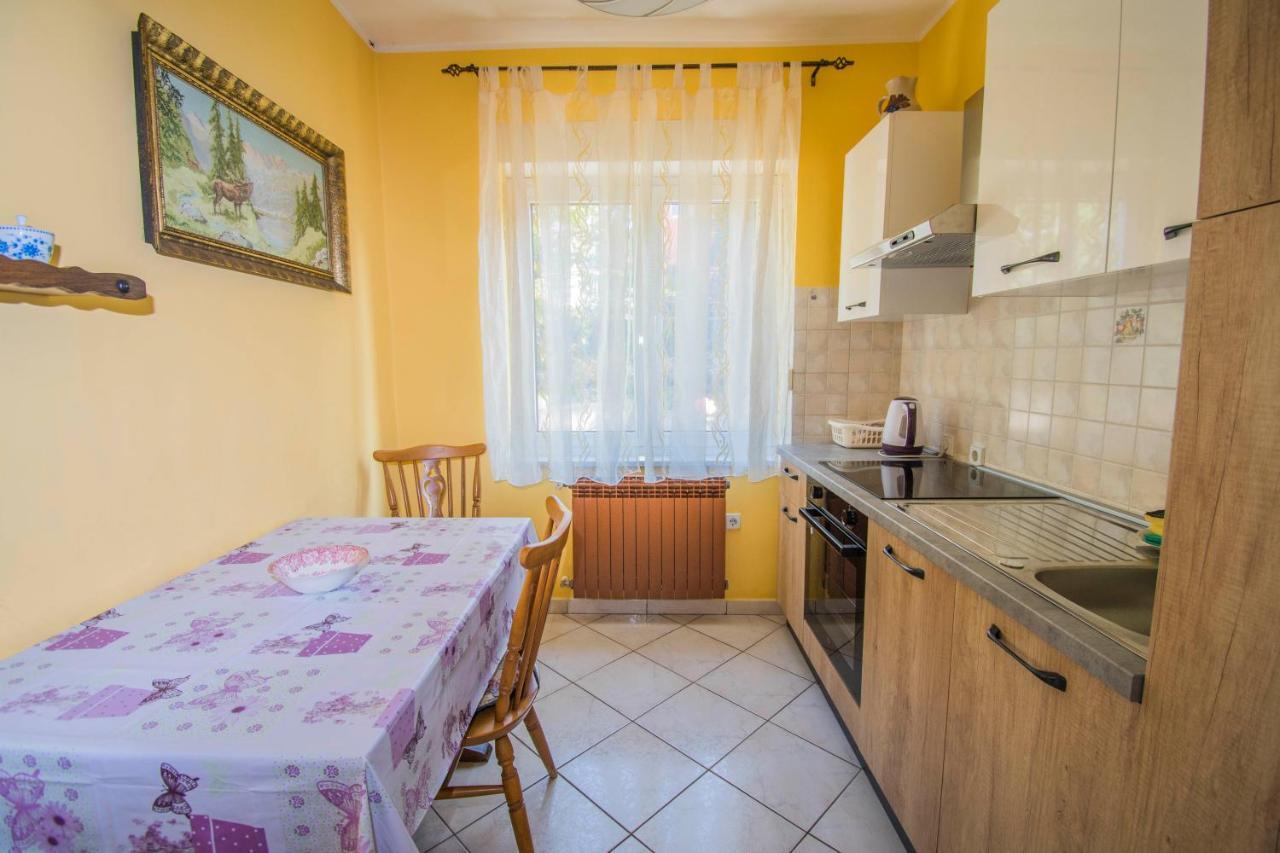 Apartments Anita Near Opatija With Private Parking Матули Екстериор снимка