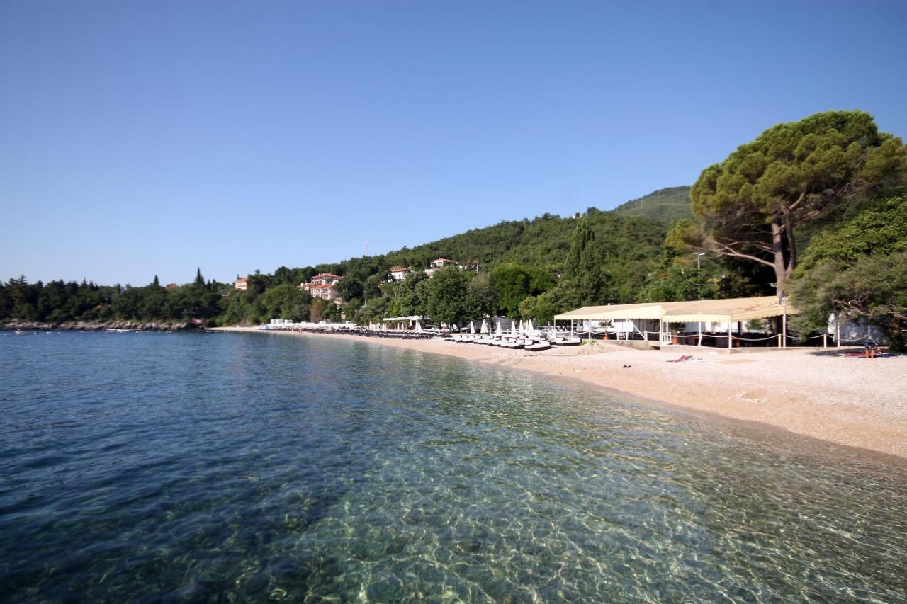 Apartments Anita Near Opatija With Private Parking Матули Екстериор снимка